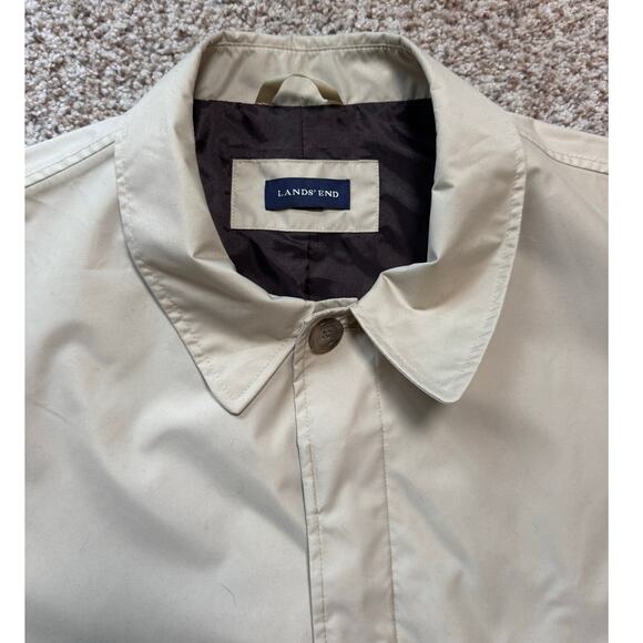 Land's End Overcoat/Raincoat/Jacket/Coat, Size Women's 2X-3X, Tan, waterproof - Picture 3 of 8